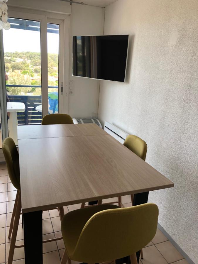Appartement Climatise Avec Piscine & Mer Bleu Marine Lacanau Exterior foto